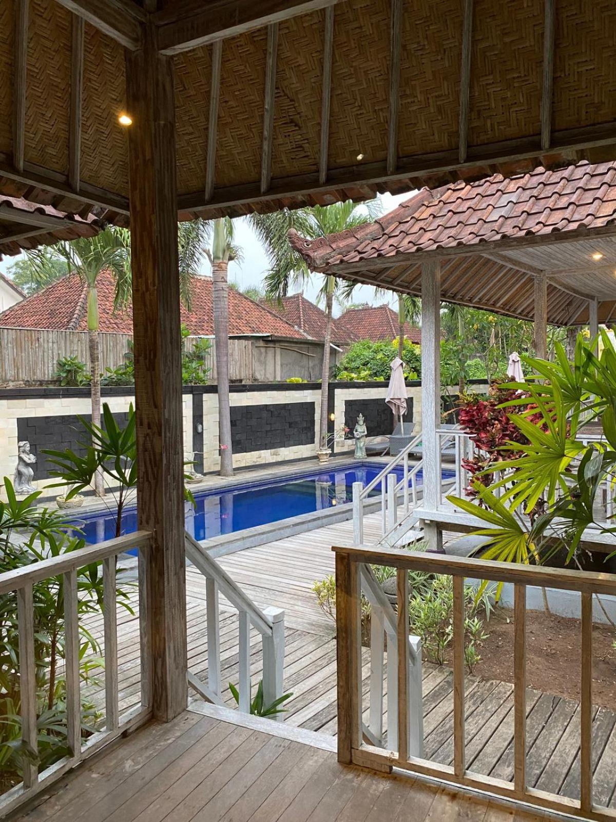 The Nichos Bungalows And Villas Lembongan Exterior foto