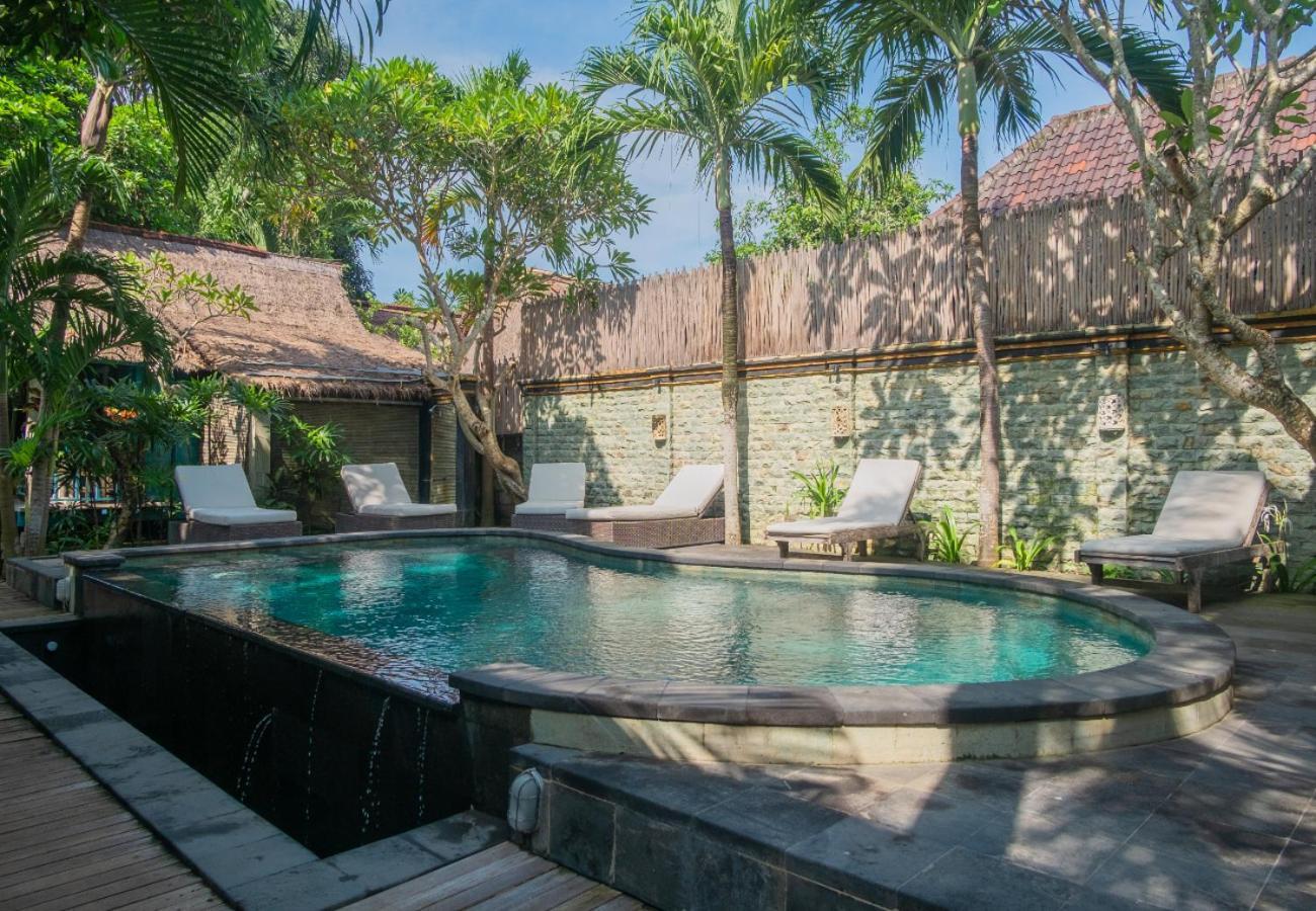 The Nichos Bungalows And Villas Lembongan Exterior foto