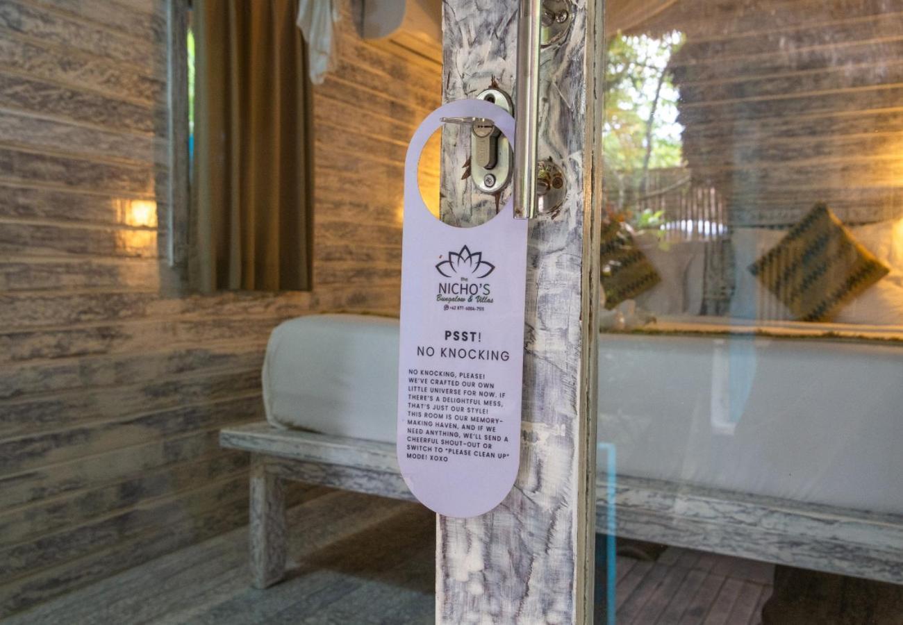 The Nichos Bungalows And Villas Lembongan Exterior foto