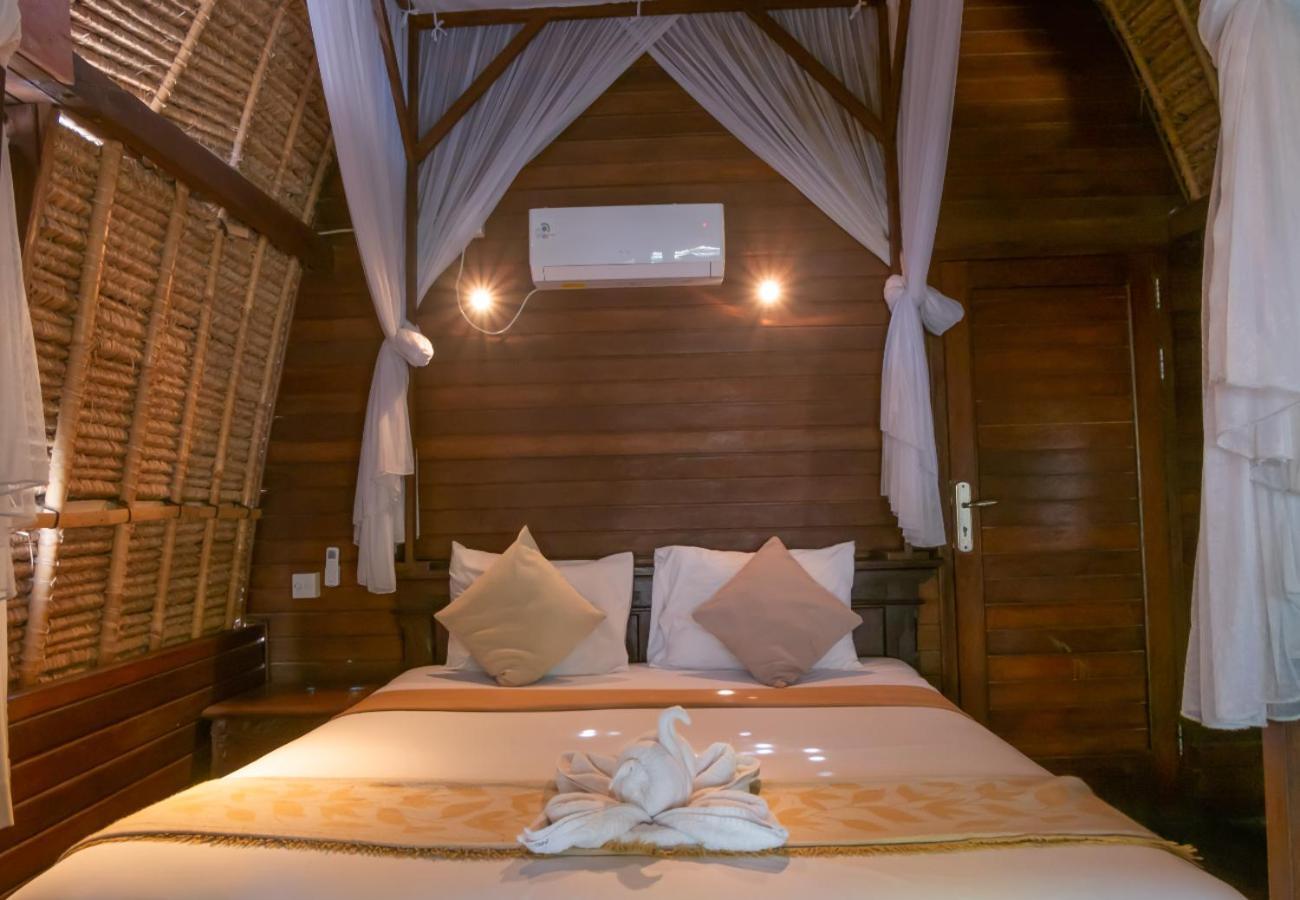 The Nichos Bungalows And Villas Lembongan Exterior foto